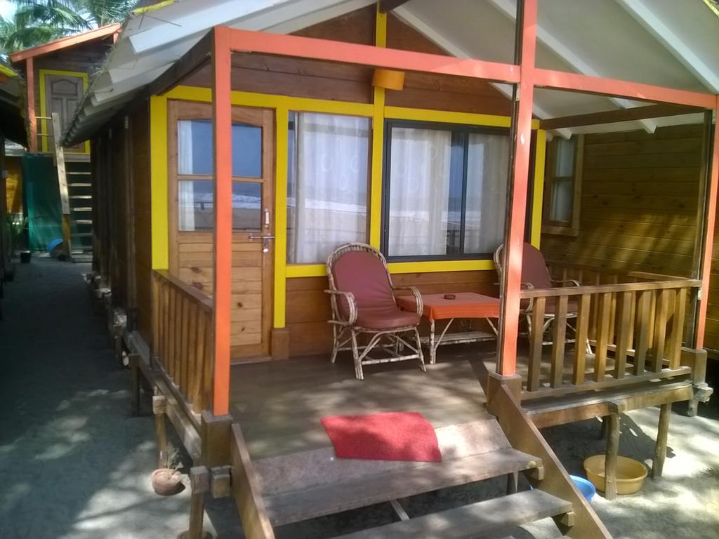 Agonda Beach Bumps Hotel Exterior foto